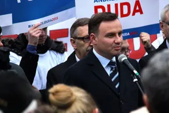 Новият полски президент встъпва в длъжност