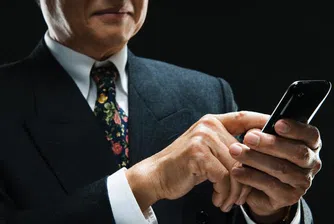 За мобилните оператори, телефоните и интернет