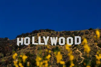 Пребоядисват надписът Hollywood