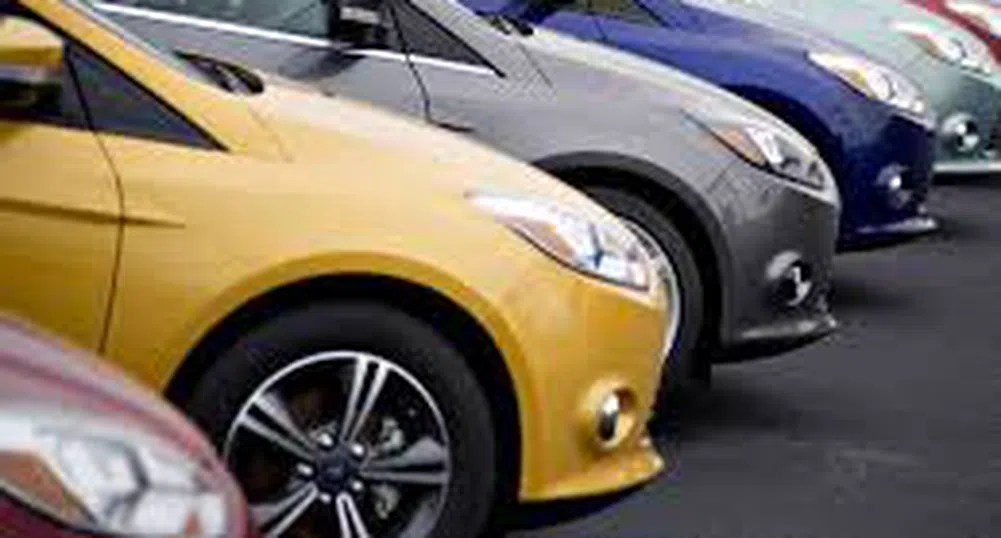 Продажбите на нови коли у нас се върнаха на нивата отпреди 20 г.