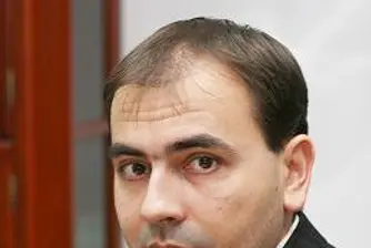 Ротацията към нециклични сектори започна