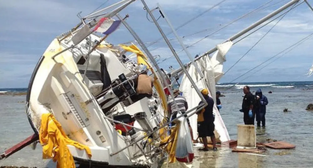 История за яхта, труп и 200 кг кокаин насред Тихия океан