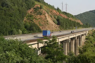 300 метра мантинели са откраднати през изминалото денонощие