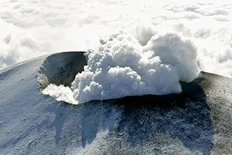 Продават пепел от вулкана в Исландия в интернет