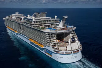 Най-големият кораб в света е вече по вода