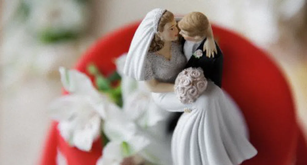 90-годишен си купи булка на 15 години