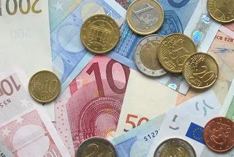 Еврото със седмичен спад от 2.4% към долара