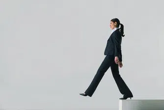 Какво покрива туристическата застраховка?