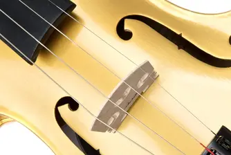 Създадоха златни цигулки