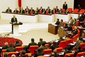 Турският министър на икономиката подаде оставка