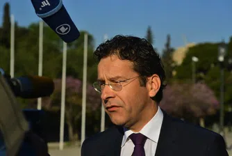 Европа изчерпва разбирането си към Гърция, предупреди Дейселблум