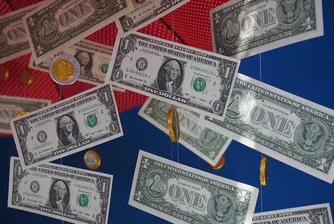 На Уолстрийт все още валят пари, когато дойде денят за бонуси