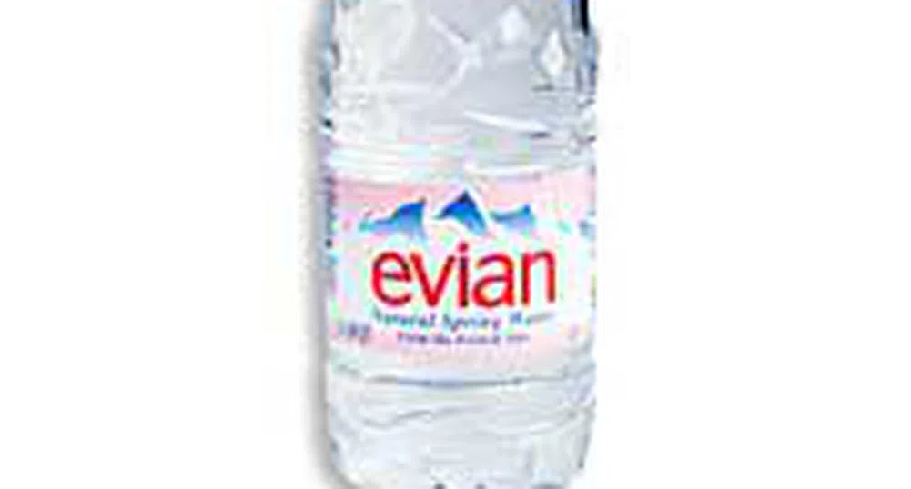 Danone ще продава бизнеса си с минерална вода