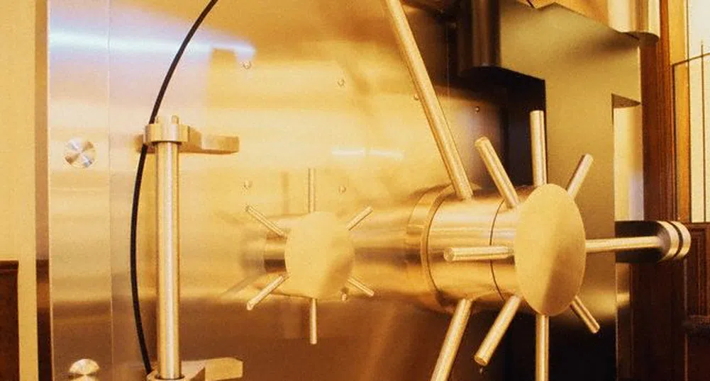 Люксембург се отказва от банковата тайна