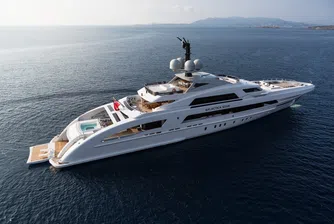 Яхтата, на която почиваха Джей Зи и Бионсе