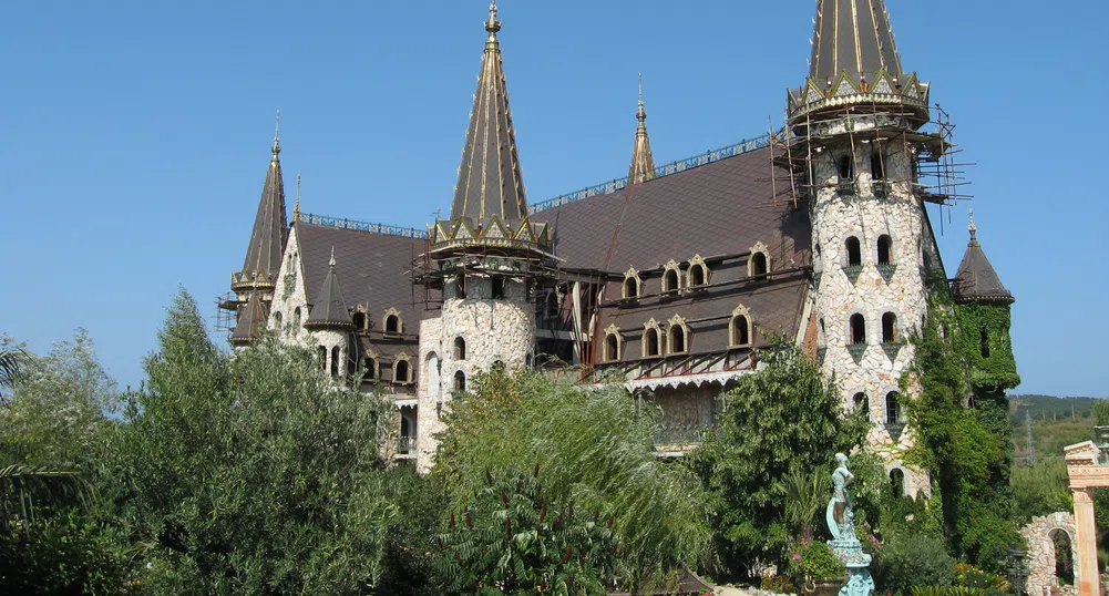 Влюбен във вятъра: средновековният замък край Созопол