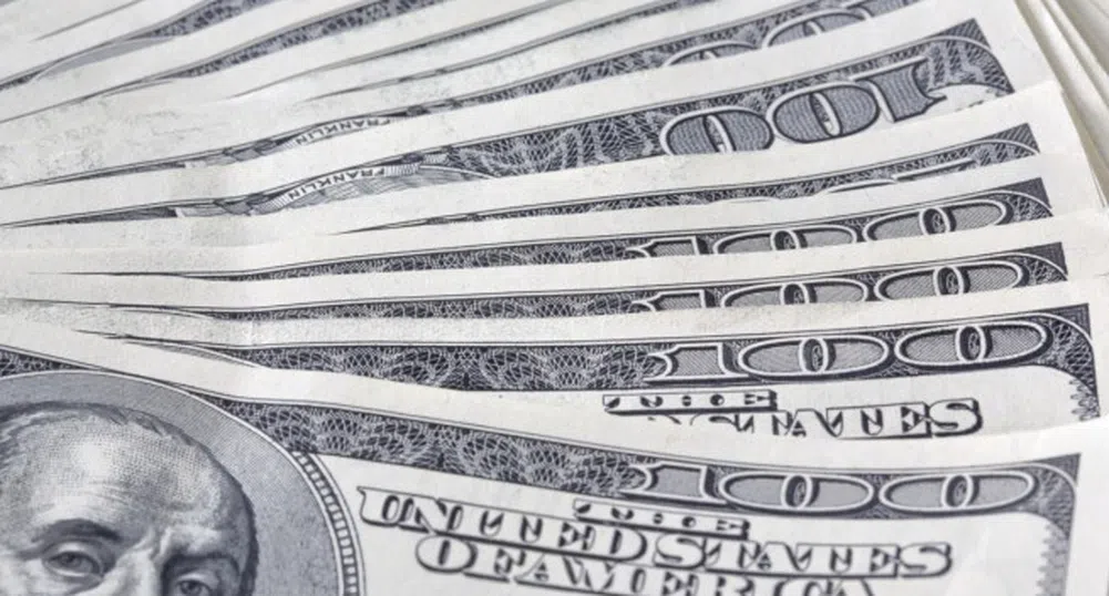 Шефът на Luxottica дари 10 млн. долара на служителите си