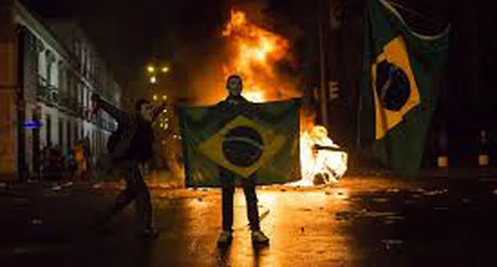 В Бразилия отново протестират срещу разходите за Световното