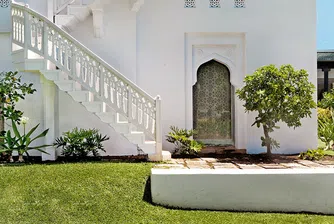 В луксозната вила на една от най-богатите наследнички на Америка