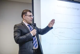 Симеон Дянков: Трудна есен пред Европа