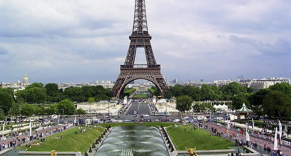 Индия строи своя Айфелова кула