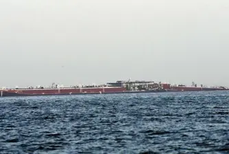 Разлив на петрол в Мексиканския залив  след сблъсък на  кораби