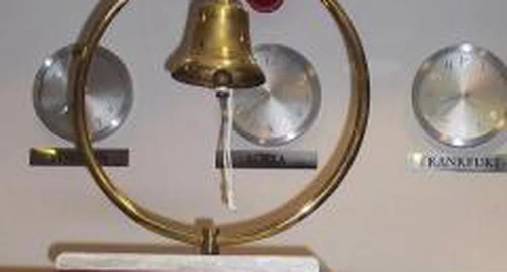 SOFIX с ръст, BG40 на червено в ранната сесия