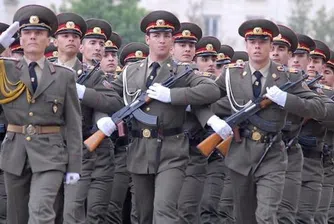 Уикилийкс: САЩ влияят върху военната стратегия на България