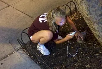 Когато падащата батерия на телефона те хвърля в ужас...