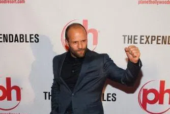 Екшън героят Джейсън Стейтъм се снима в реклама на Газпром