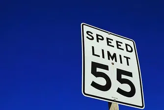 В Швейцария глобяват 290 000 долара за превишена скорост