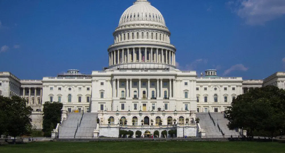 Сенатът отхвърли проектобюджета