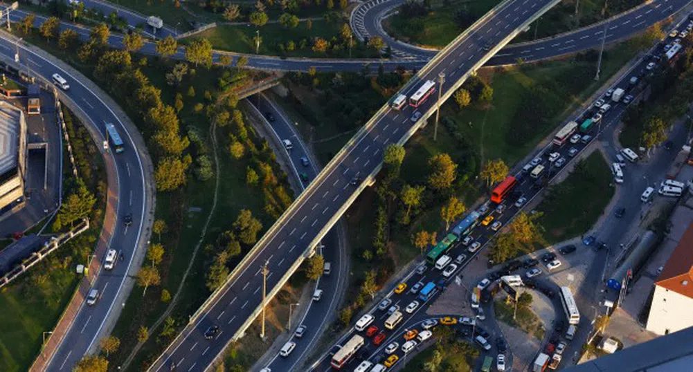 Градовете с най-ужасен трафик в час пик