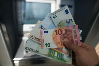 Лихвите по депозитите паднаха от 4.5 на 2% за две години