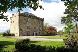 Шест замъка, които се продават