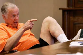 Сутрешната програма на един милиардер на 86 г.