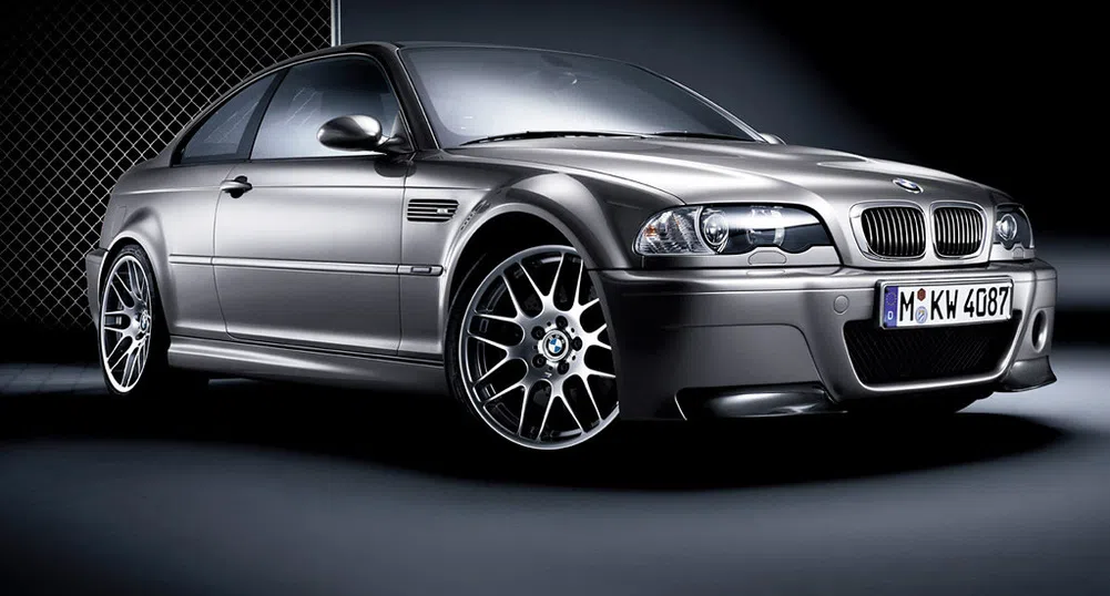 Китаец стоя 87 часа без да помръдне за едно BMW