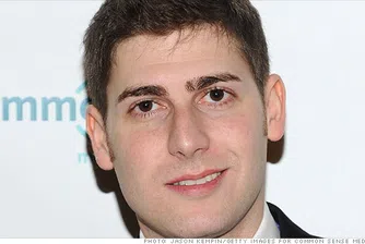 Създател на Facebook се отказа от американско гражданство заради данъци