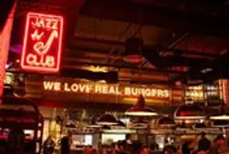 Рок Нова година с Монолит в BurgeRing House
