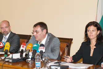 Държавата се отказва от златната си акция в БТК