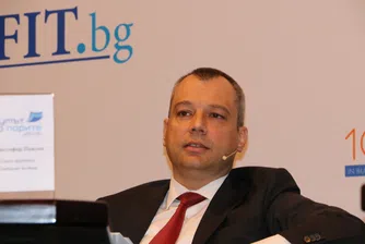 Павлов: Безотговорно е регулаторите да не вземат предвид Гърция