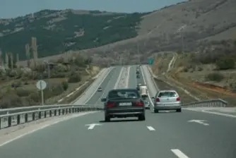 Днес пускат движението по два ремонтирани участъка от АМ „Тракия“