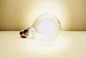 С какво си тръгна Берлускони от властта?