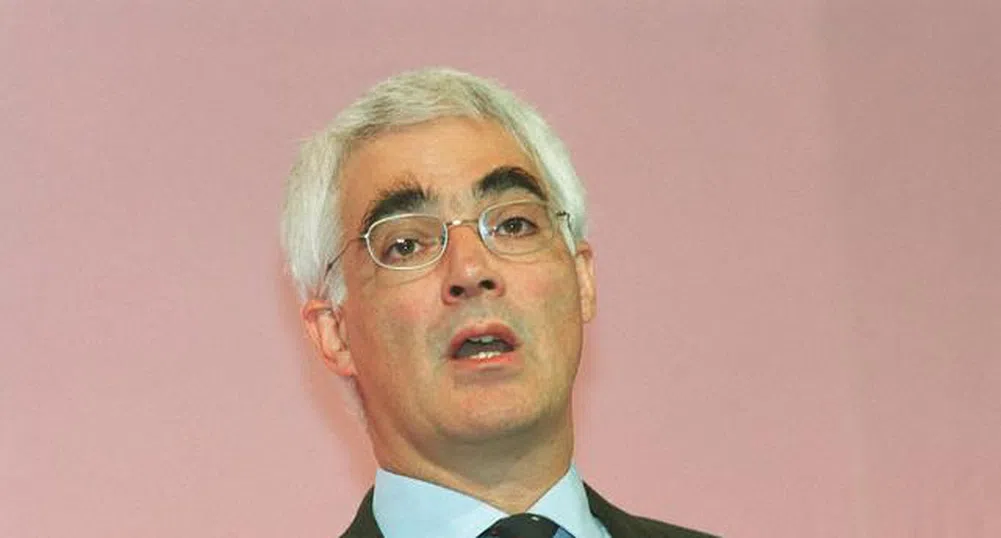 Дарлинг призова банкерите да се захващат за работа