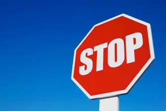 Ръст в продажбите на дребно и жилищата във Великобритания