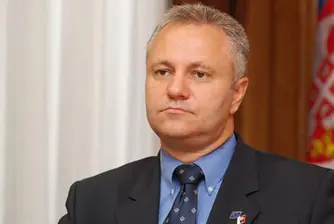 Уволниха сръбския финансов министър