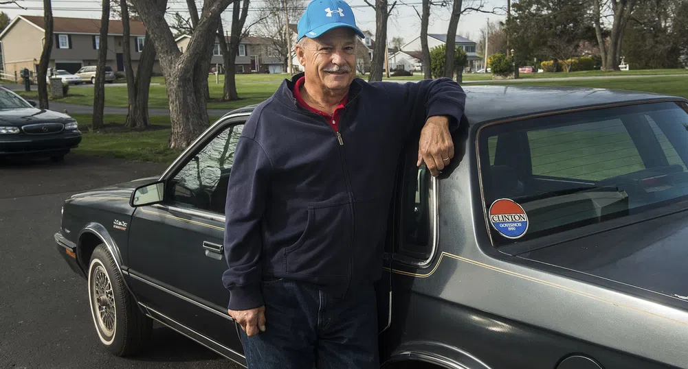 Продават последната, малко употребявана кола на Хилари Клинтън