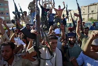 Либия започва да се разцепва