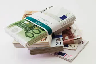 Конкуренцията сред бързите кредити се изостря