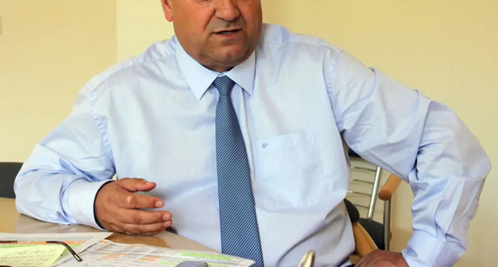 Адемов: Няма замразяване на обезщетенията